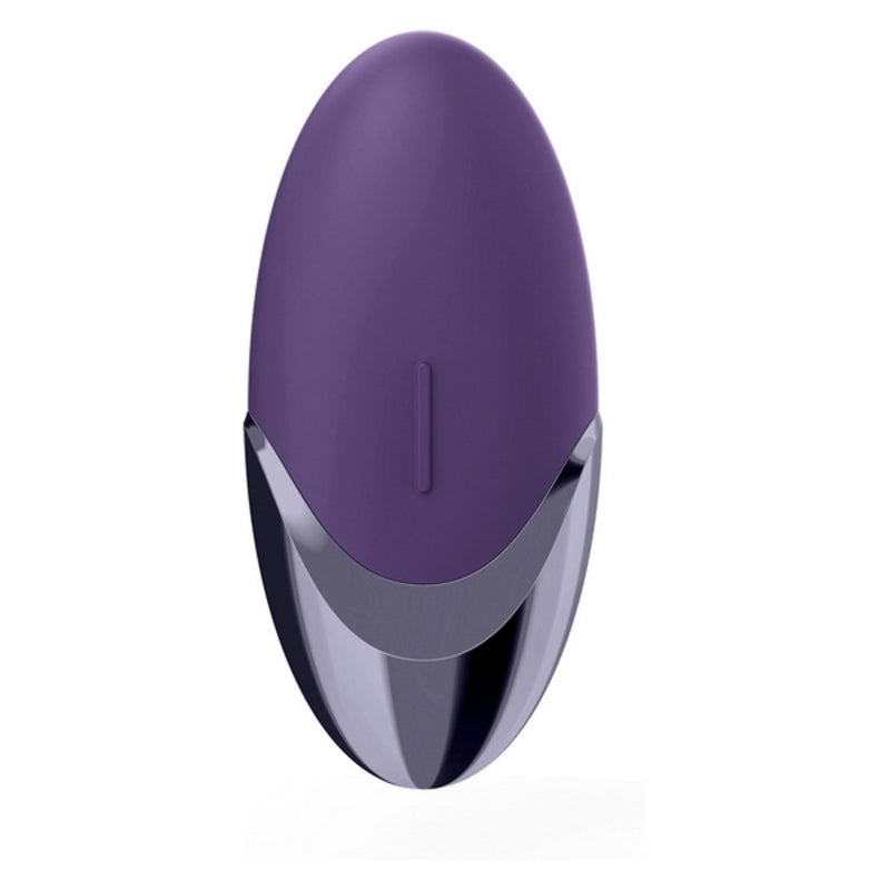 Pleasure lay on clitoris vibromasseur satisfyer lilas